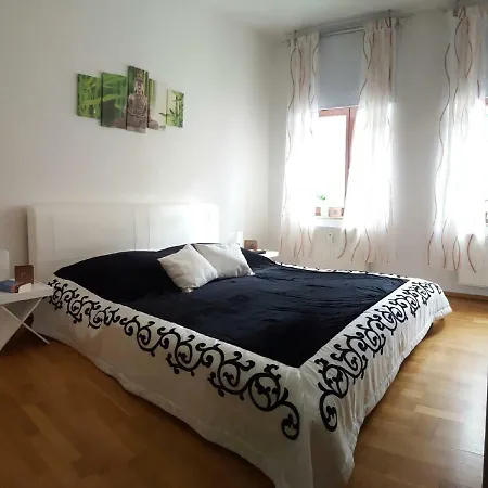 Apartment Ferienwohnung Luppesuite Kunstlerviertel Altlindenau Leipzig