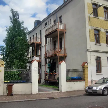 Ferienwohnung Luppesuite Kunstlerviertel Altlindenau *